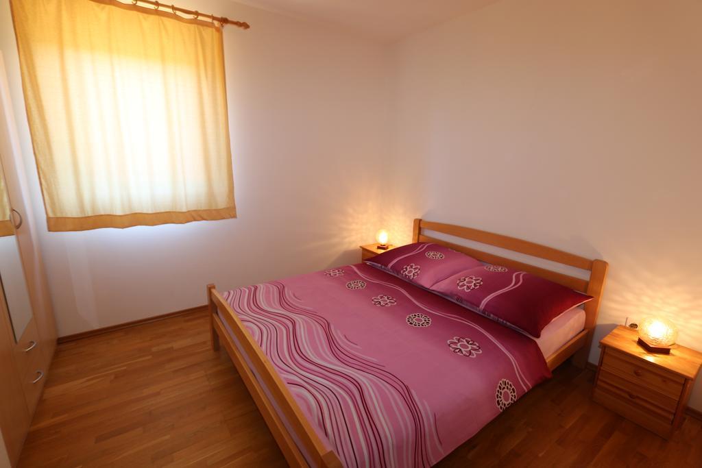 Apartments Dudovic Шіло Екстер'єр фото